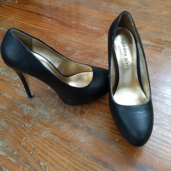 Madden Girl Shoes - Black Madden Girl platform heels 7.5 M